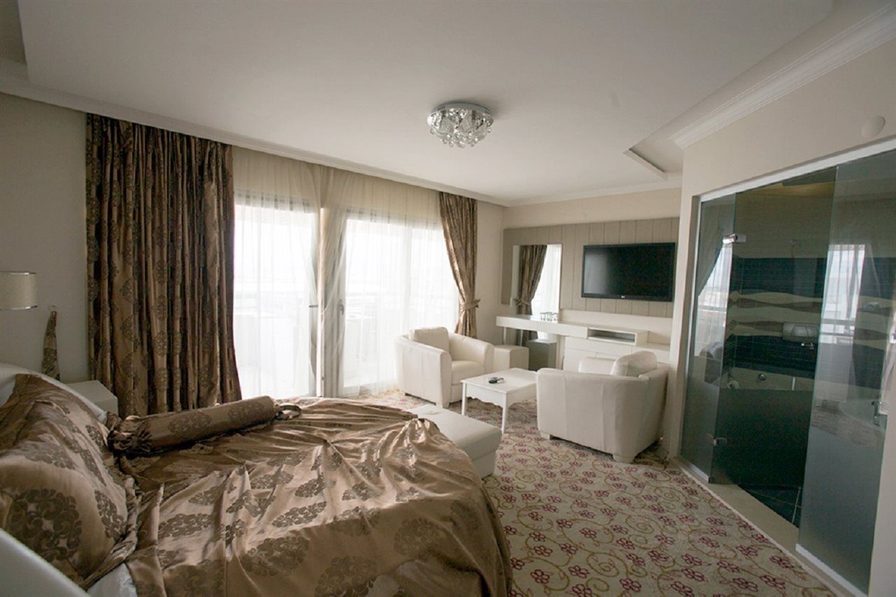 Duqqan Deluxe Hotel Kusadası Eksteriør billede